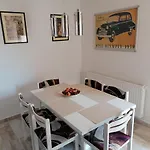 펜션 Cherry Tree Cottage,