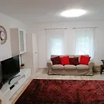 Cherry Tree Cottage, Hébergement de vacances *