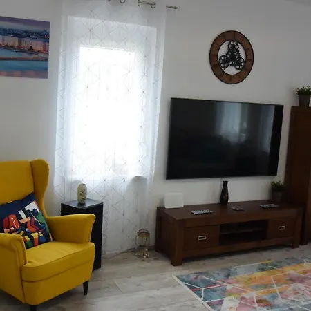 Cherry Tree Cottage, * Balatonszárszó