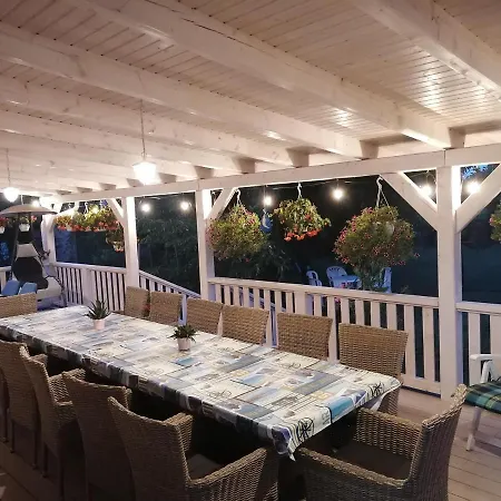 Feriehus Cherry Tree Cottage, Balatonszárszó
