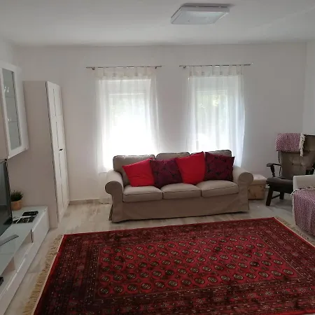 Holiday home Cherry Tree Cottage, *