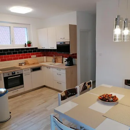 Holiday home Cherry Tree Cottage, Balatonszemes