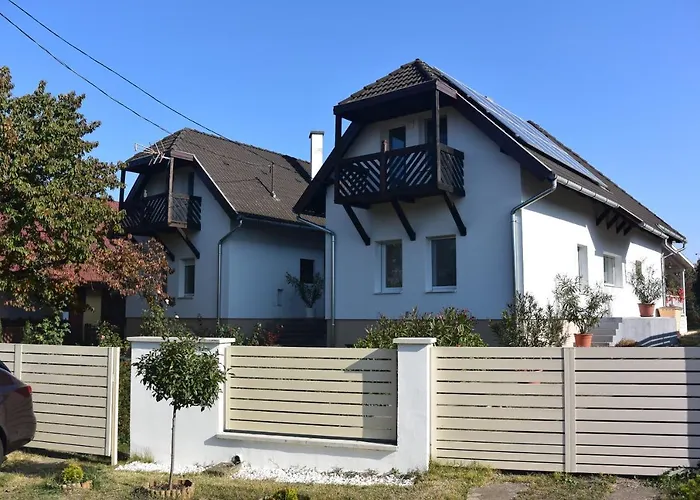 Cherry Tree Cottage, *