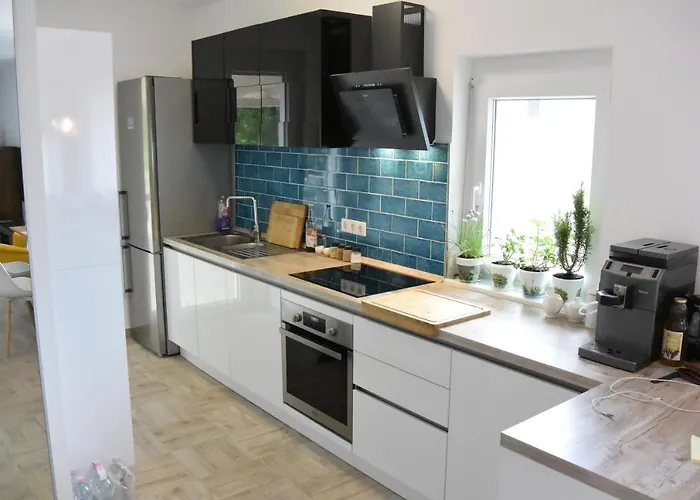 בית נופש Cherry Tree Cottage, Balatonszárszó