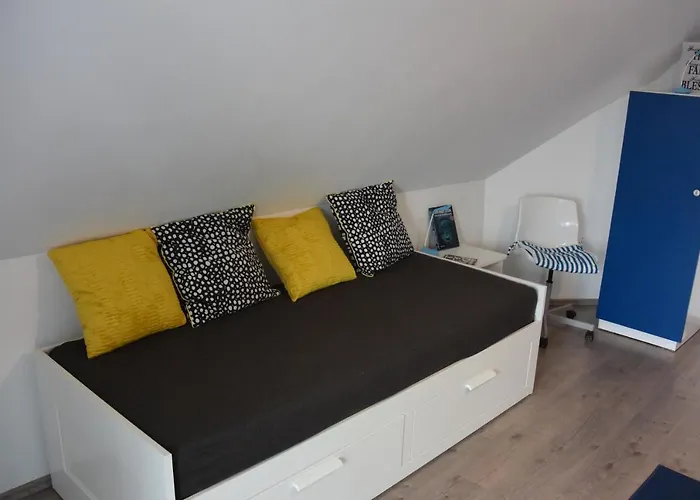 בית נופש Cherry Tree Cottage,